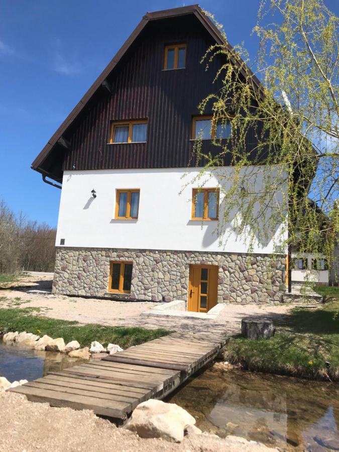 Rustic Inn River Prijeboj Exteriör bild